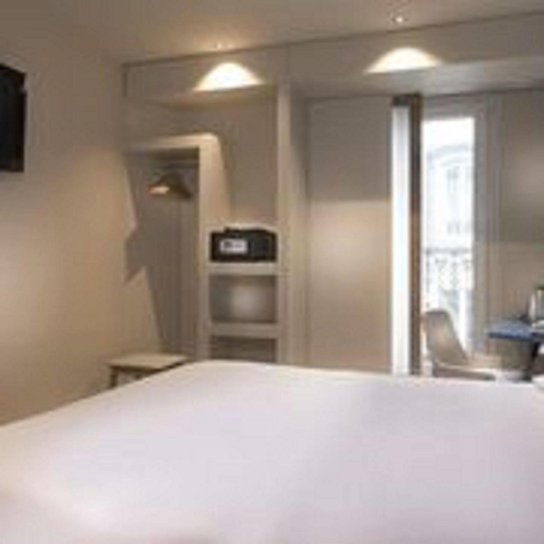 Hotel Andrea Париж Экстерьер фото